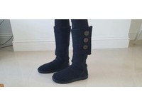 ladies ugg boots size 6
